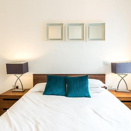 Spacious 2 Bedroom / Earls Court / Kensington لندن المظهر الخارجي الصورة
