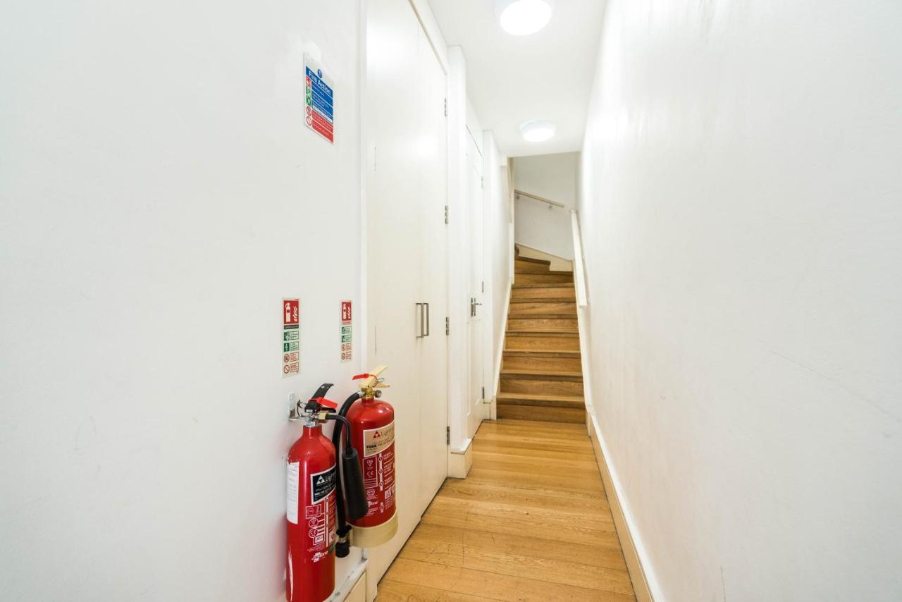 Spacious 2 Bedroom / Earls Court / Kensington لندن المظهر الخارجي الصورة